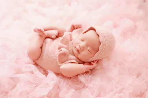 西双版纳宝宝下巴后缩