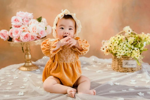 西双版纳百天宝宝体重 西双版纳百天宝宝体重